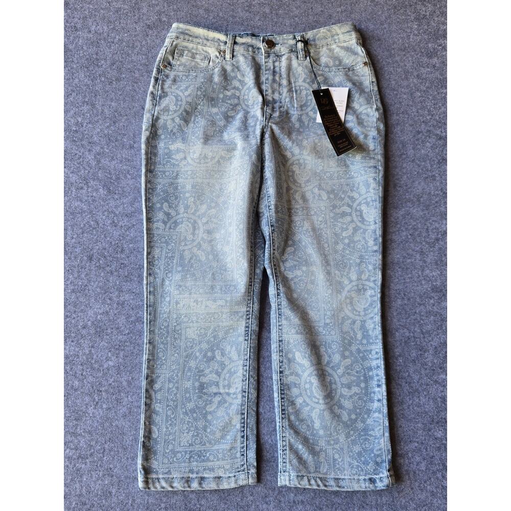 DG2 by Diane Gilman Capri Stretch Jeans Light Wash with Print Pattern Size 10